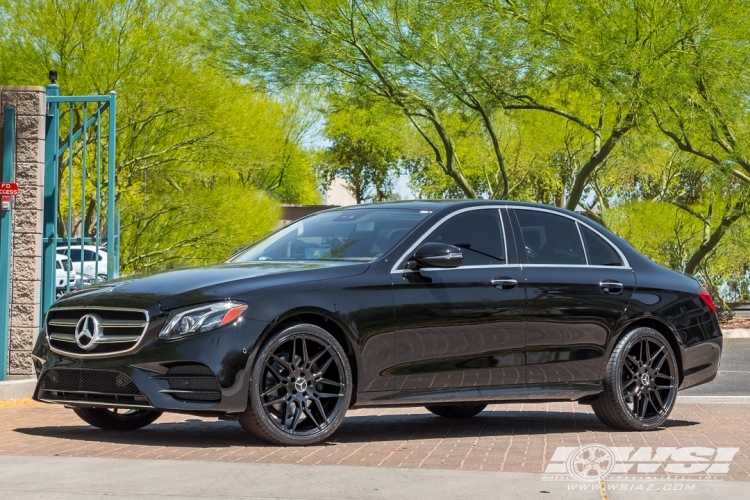 2018 Mercedes-Benz E-Class with 20" Giovanna Bogota in Gloss Black wheels