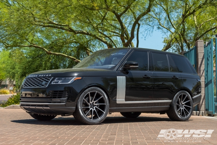 2018 Land Rover Range Rover with 22" Savini BM15 in Gloss Black (Dark Tint) wheels