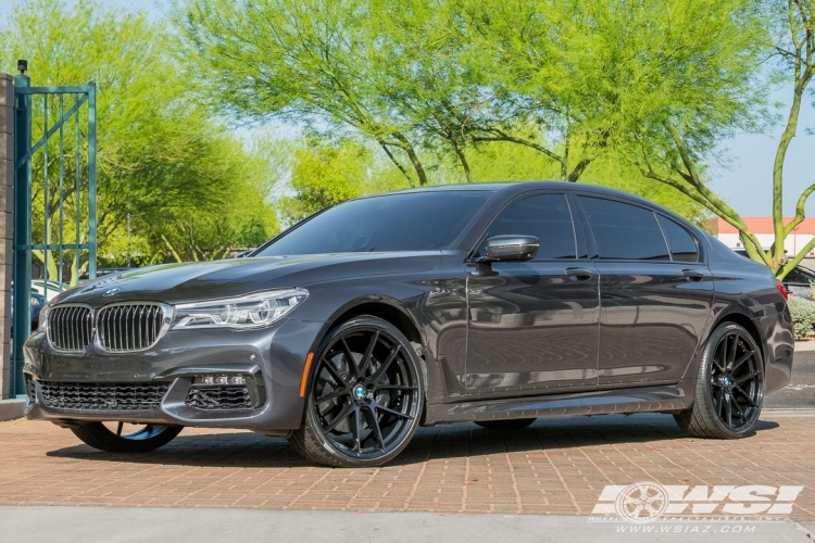 2016 BMW 7-Series with 22" Beyern Ritz (RF) in Gloss Black (Rotary Forged) wheels