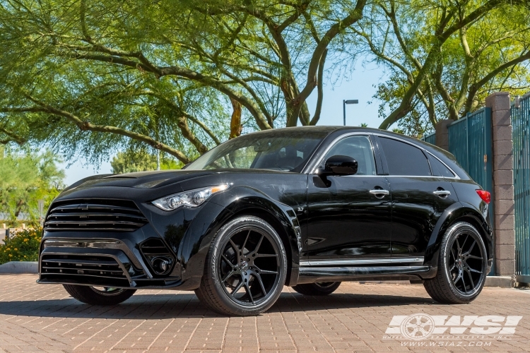 2017 Infiniti QX70 with 22" Gianelle Dilijan in Gloss Black wheels