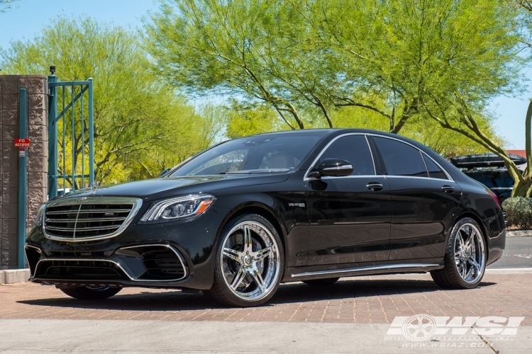 2018 Mercedes-Benz S-Class with 21" Lexani Forged LS-001 in Custom wheels