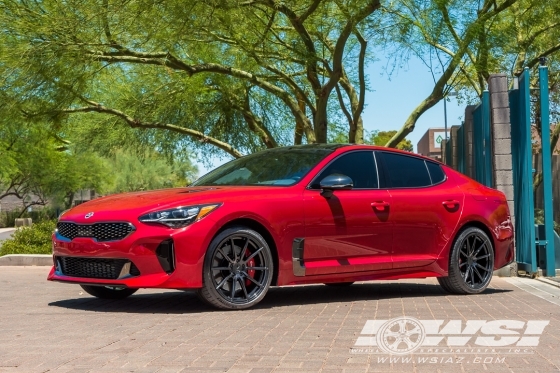 2018 Kia Stinger with 19" Vertini RF 1.1 in Custom wheels