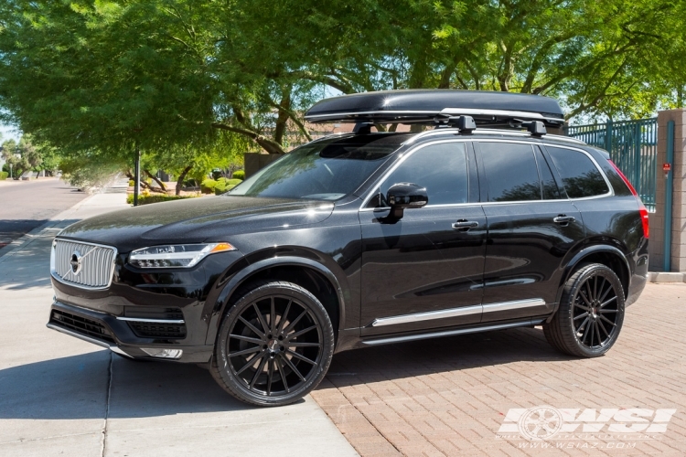 2018 Volvo XC90 with 22" Gianelle Verdi in Gloss Black wheels