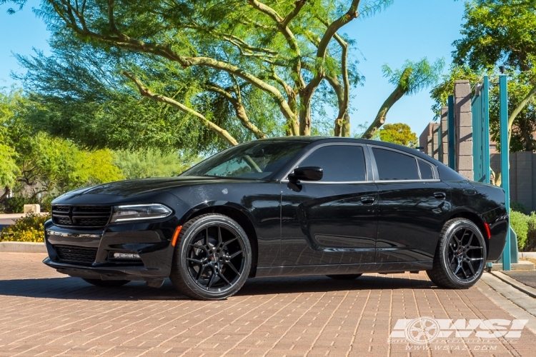 2018 Dodge Charger with 20" Giovanna Haleb in Gloss Black wheels