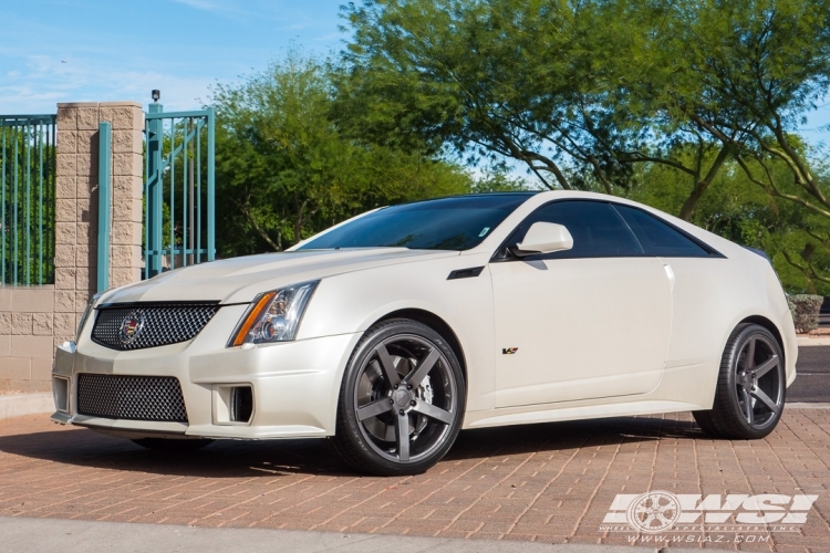2016 Cadillac CTS Coupe with 20" Vossen CV3-R in Gloss Graphite wheels