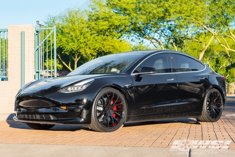 2018 Tesla Model 3 with 20" Giovanna Kilis in Gloss Black wheels