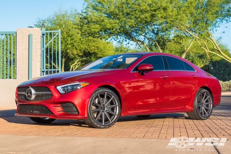 2019 Mercedes-Benz CLS-Class with 20" Vossen VFS-10 in Gloss Graphite wheels