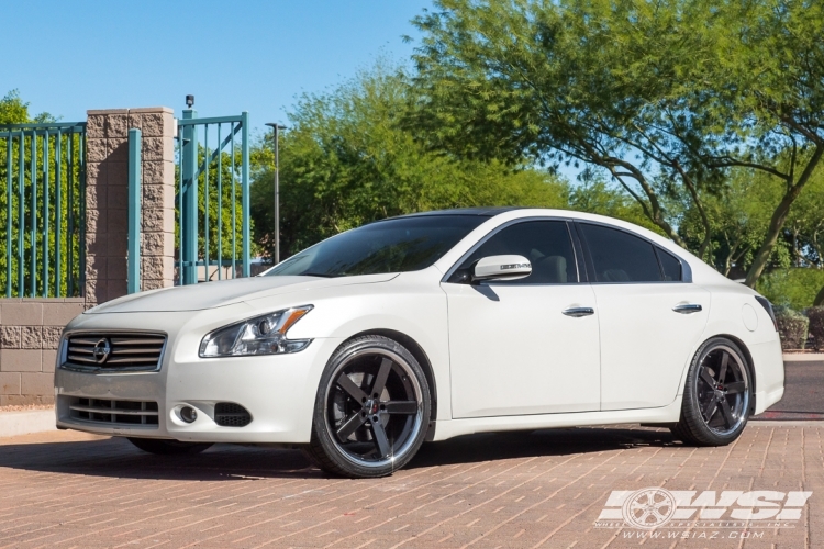 2014 Nissan Maxima with 20" Giovanna Mecca FF in Black (Flow-Formed) wheels