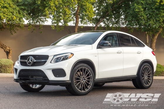 2019 Mercedes-Benz GLE/ML-Class with 22" Mandrus Stirling (RF) in Gunmetal (Rotary Forged) wheels