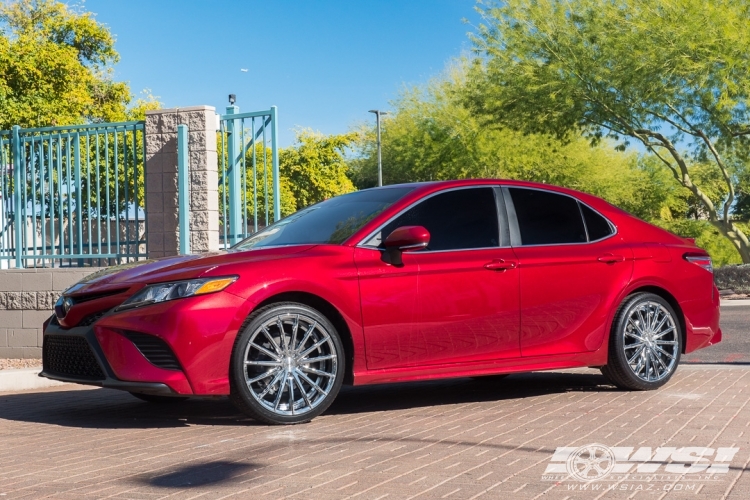 2018 Toyota Camry with 20" Lexani Pegasus in Chrome wheels