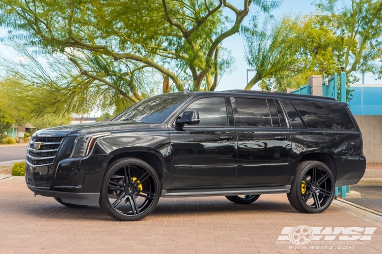 2015 Cadillac Escalade with 26" Gianelle Bologna in Gloss Black wheels