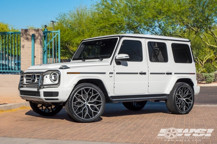 2019 Mercedes-Benz G-Class with 24" Vossen HF-2 in Brushed Gloss Black wheels