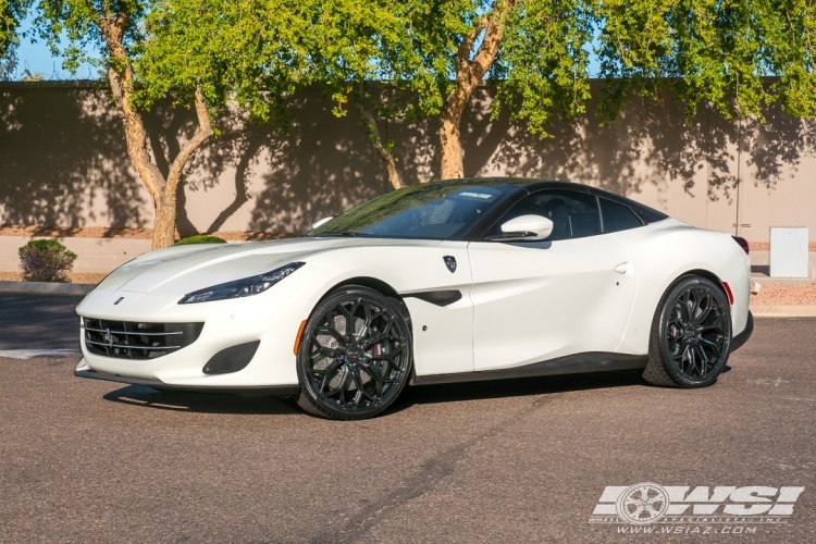 2019 Ferrari Portofino with 22" Gianelle Monte Carlo in Gloss Black wheels