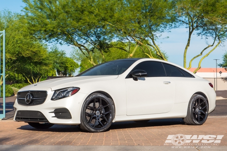 2018 Mercedes-Benz E-Class Coupe with 20" Giovanna Haleb in Gloss Black wheels