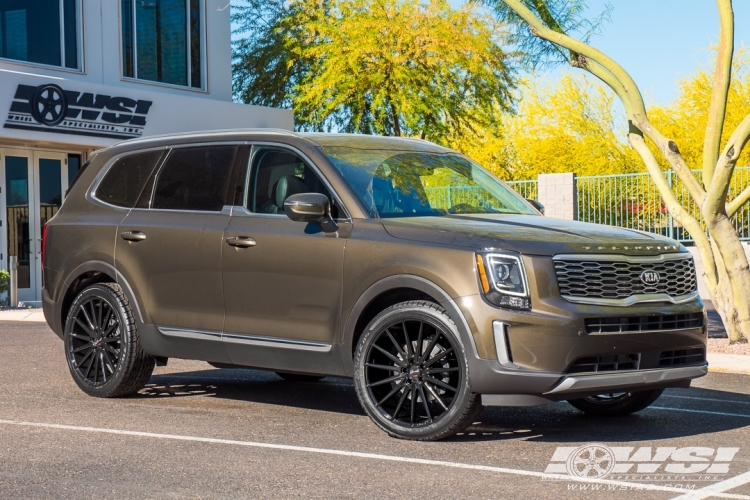 2020 Kia Telluride with 22" Gianelle Verdi in Gloss Black wheels