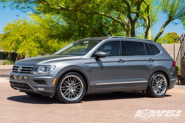 2019 Volkswagen Tiguan with 20" TSW Avalon (RF) in Gunmetal (Machined Lip) wheels