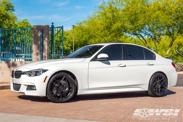 2016 BMW 3-Series with 19" Rohana RFX11 in Gloss Black wheels