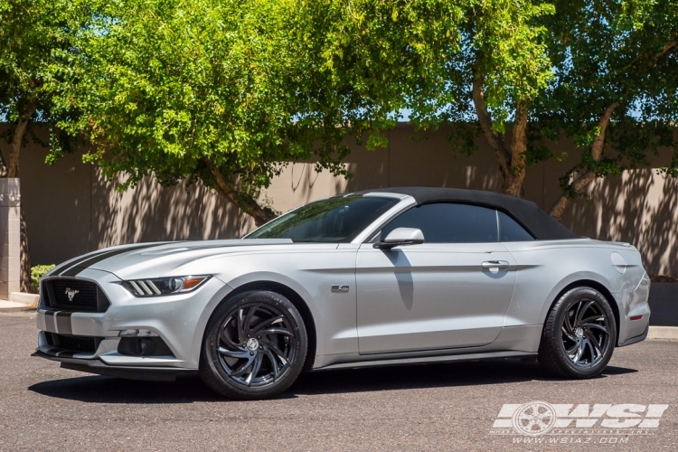 2015 Ford Mustang with 18" Lexani Twister in Gloss Black (Machined Tips) wheels