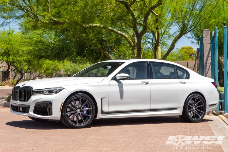2020 BMW 7-Series with 21" Vossen HF-3 in Gloss Black Machined (Smoke Tint) wheels