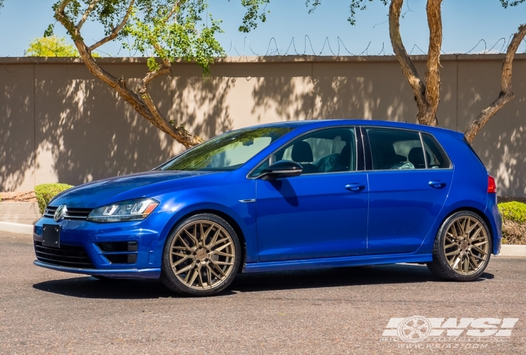 2016 Volkswagen Golf with 19" Niche Gamma in Matte Bronze wheels