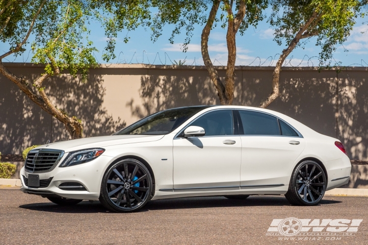 2016 Mercedes-Benz S-Class with 22" Koko Kuture Kapan in Gloss Black wheels