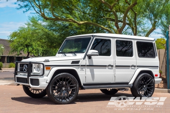 2014 Mercedes-Benz G-Class with 24" Forgiato Freddo-M in Custom wheels