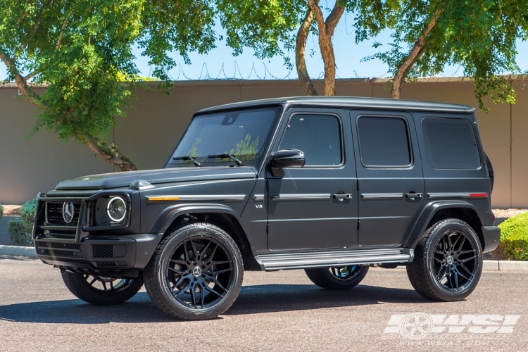 2019 Mercedes-Benz G-Class with 22" Giovanna Bogota in Gloss Black wheels