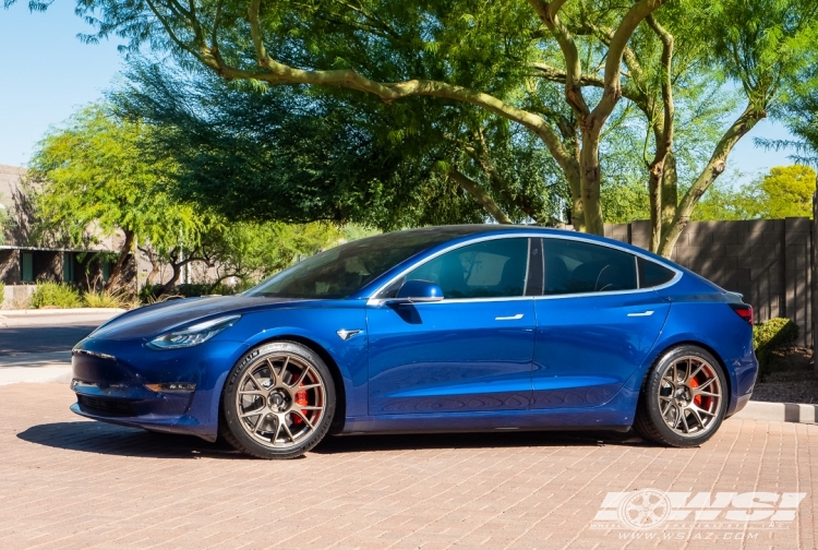 2018 Tesla Model 3 with 19" Konig Ampliform in Bronze wheels