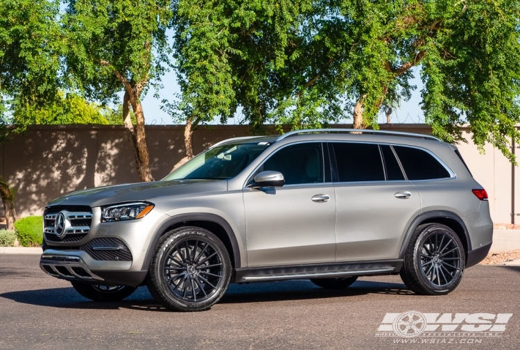 2020 Mercedes-Benz GLS/GL-Class with 22" Gianelle Verdi in Gloss Black wheels