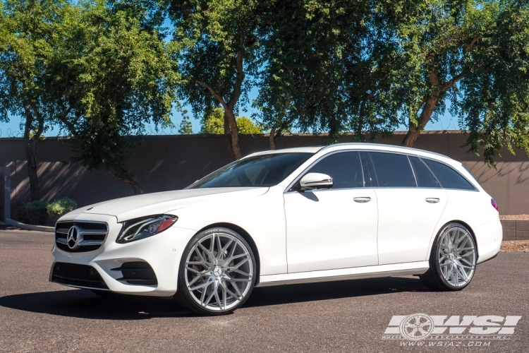 2019 Mercedes-Benz E-Class with 22" Koko Kuture Funen in Silver Machined wheels