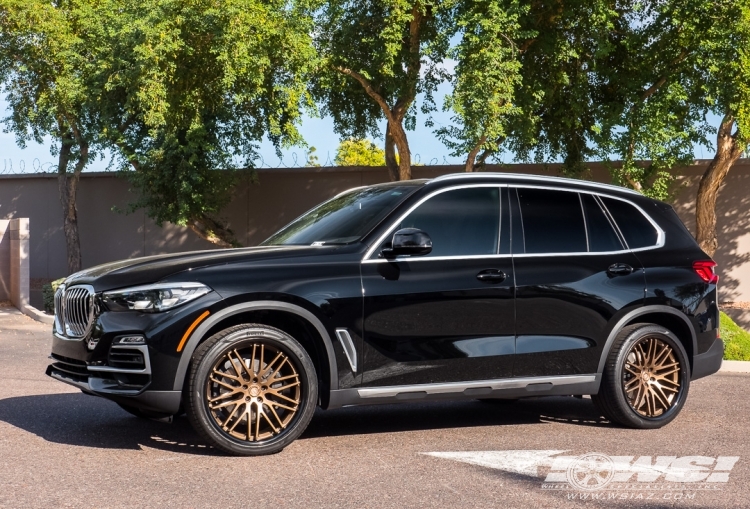 2020 BMW X5 with 22" Lexani R-Twenty in Satin Bronze (Gloss Black Lip) wheels