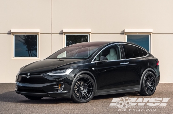 2019 Tesla Model X with 22" Forgestar F14 in Gloss Gunmetal wheels