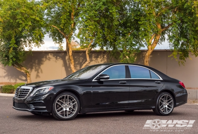 2014 Mercedes-Benz S-Class with 20" Mandrus Otto in Gunmetal Machined wheels