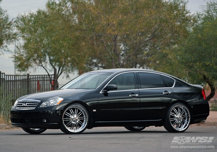 2007 Infiniti M with 20" Vagare V06-Zucchero in Chrome (Discontinued) wheels