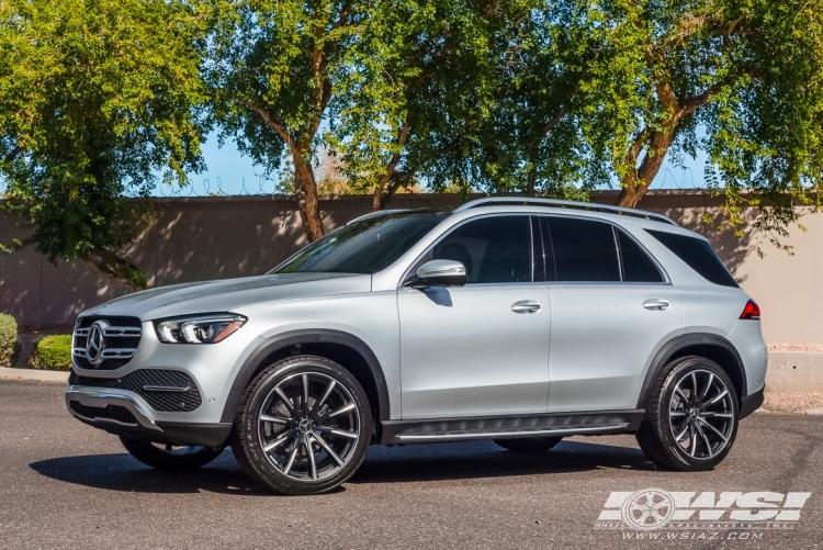 2020 Mercedes-Benz GLE/ML-Class with 22" Gianelle Cuba-10 in Matte Black (w/Ball Cut Details) wheels