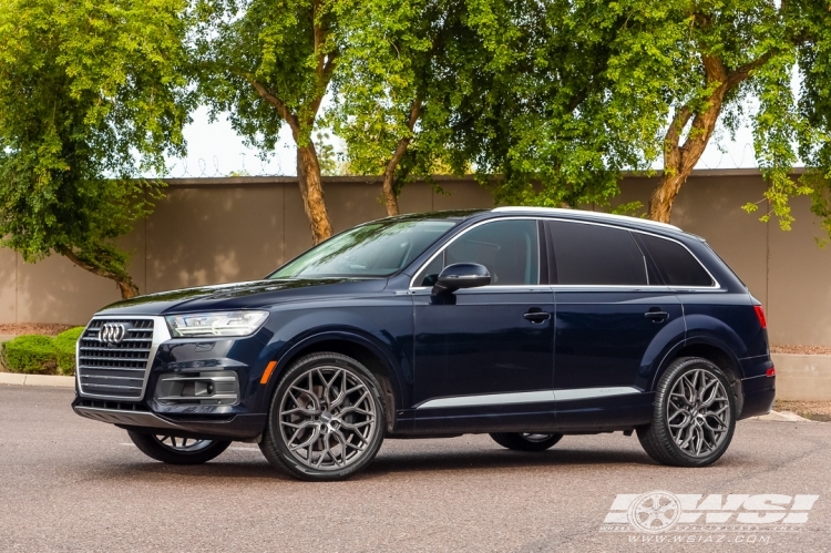 2018 Audi Q7 with 22" Vossen HF-2 in Tinted Matte Gunmetal wheels