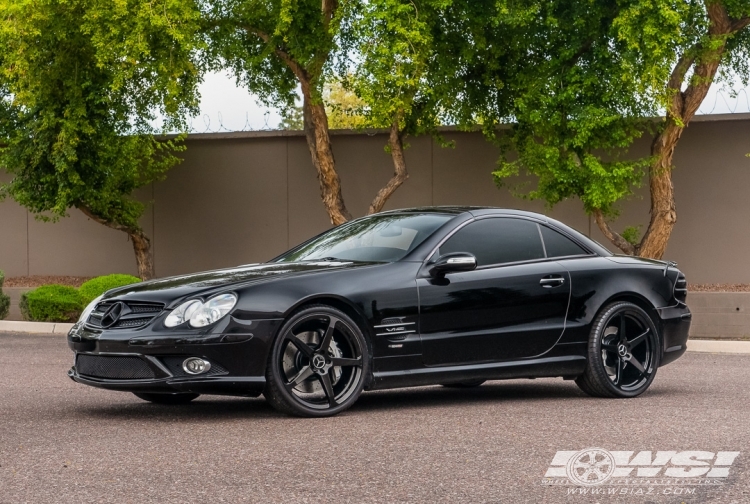 2007 Mercedes-Benz SL-Class with 20" CEC 884 in Machined (Matte Gunmetal) wheels