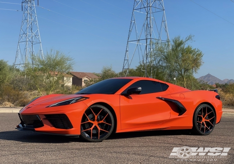 2021 Chevrolet Corvette with 20" Vossen HF-5 in Gloss Black wheels