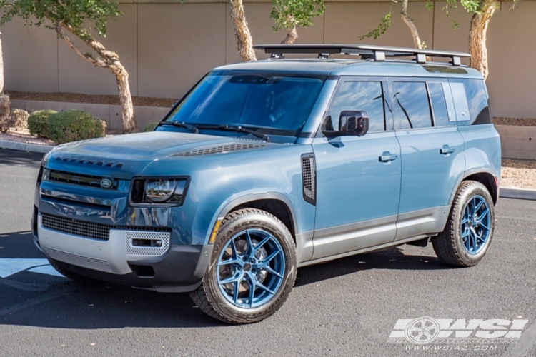 2020 Land Rover Defender with 20" Vossen HF-5 in Custom wheels