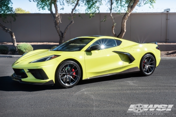 2020 Chevrolet Corvette with 20" Forgeline F01 in Anthracite wheels
