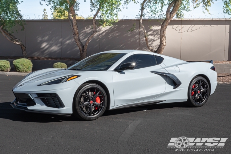 2020 Chevrolet Corvette with Powder Coating Corvette C8 in Matte Black wheels