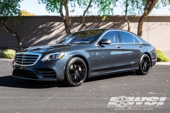 2020 Mercedes-Benz S-Class with 20" Gianelle Dilijan in Gloss Black wheels