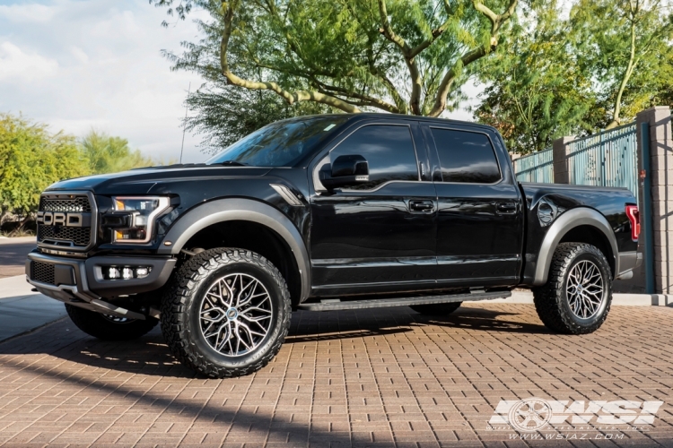 2018 Ford F-150 with 20" Vossen HF6-3 in Gloss Black Machined wheels