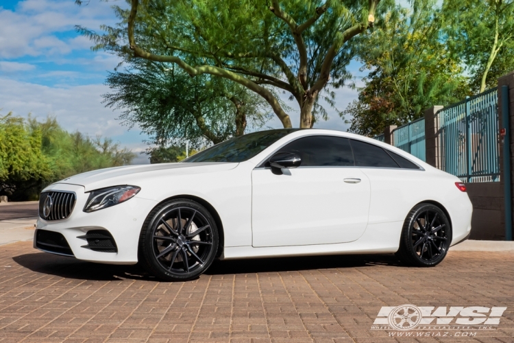 2019 Mercedes-Benz E-Class Coupe with 20" Vossen HF-3 in Gloss Black (Custom Finish) wheels