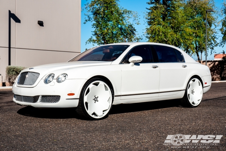 2015 Bentley Continental Flying Spur with 24" Giovanna Masiss in Gloss Black wheels