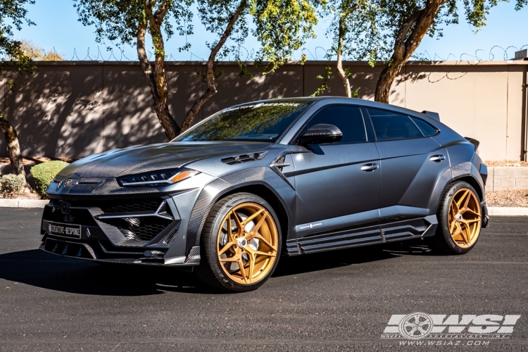 2020 Lamborghini Urus with 23" Brixton Forged PF5 in Custom wheels