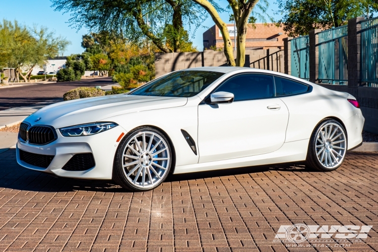 2020 BMW 8-Series with 22" Road Force RF15 in Silver wheels