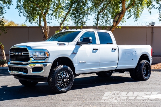 2021 Ram Pickup with 20" XD XD843 Grenade Dually in Gloss Black Milled (Front) wheels