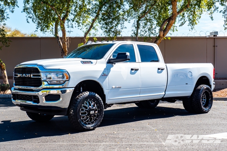 2021 Ram Pickup with 20" XD XD843 Grenade Dually in Gloss Black Milled (Front) wheels