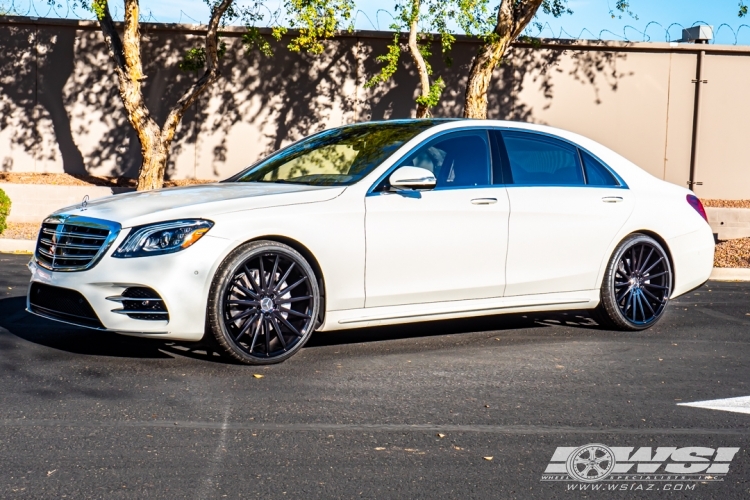 2020 Mercedes-Benz S-Class with 22" Gianelle Verdi in Gloss Black wheels